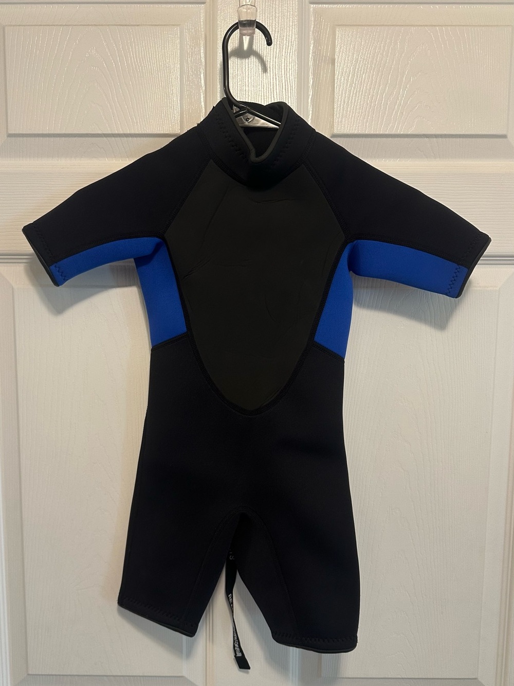 Kids Short Sleeve One-Piece Wetsuit - Black with Blue Panels